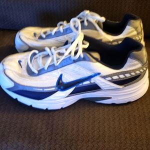 Men's Nike Initiator Athletic shoes, Size 10